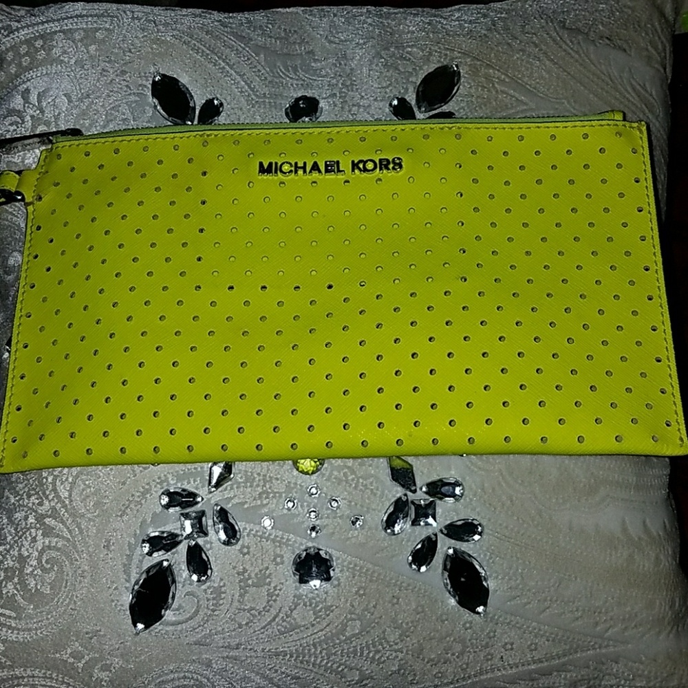 Michael Kors wristlet